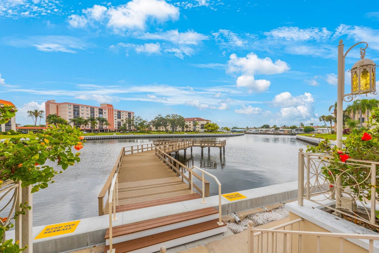 Community fishing pier