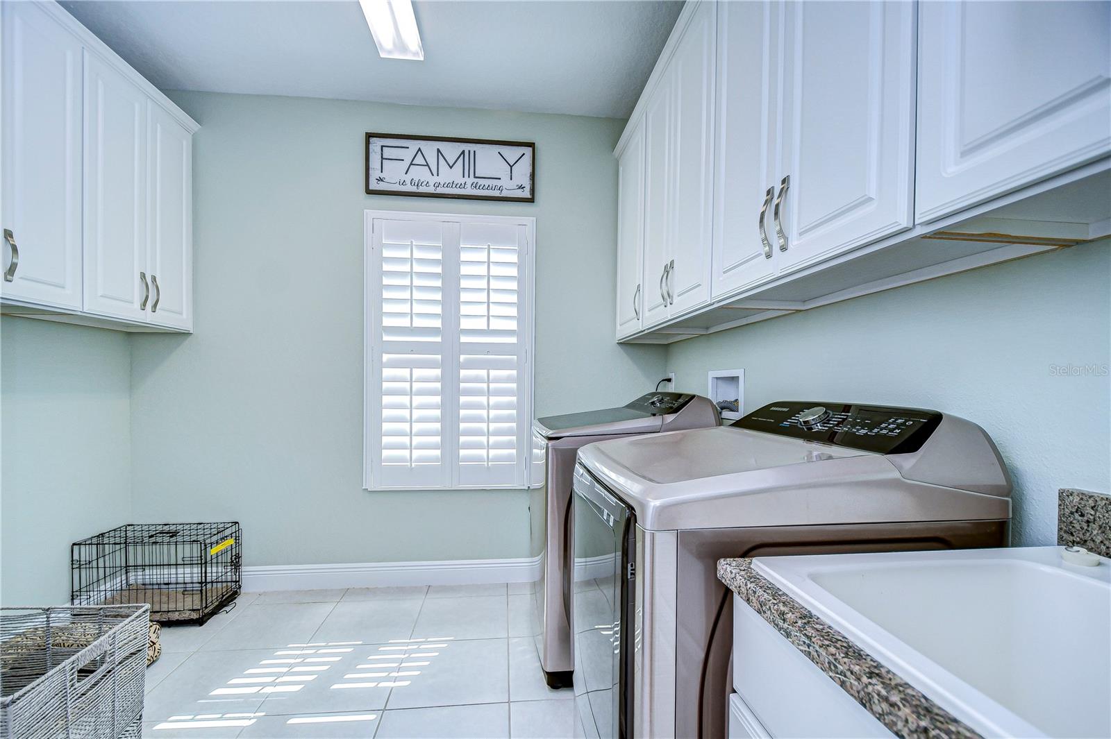 Laundry room offers added storage!