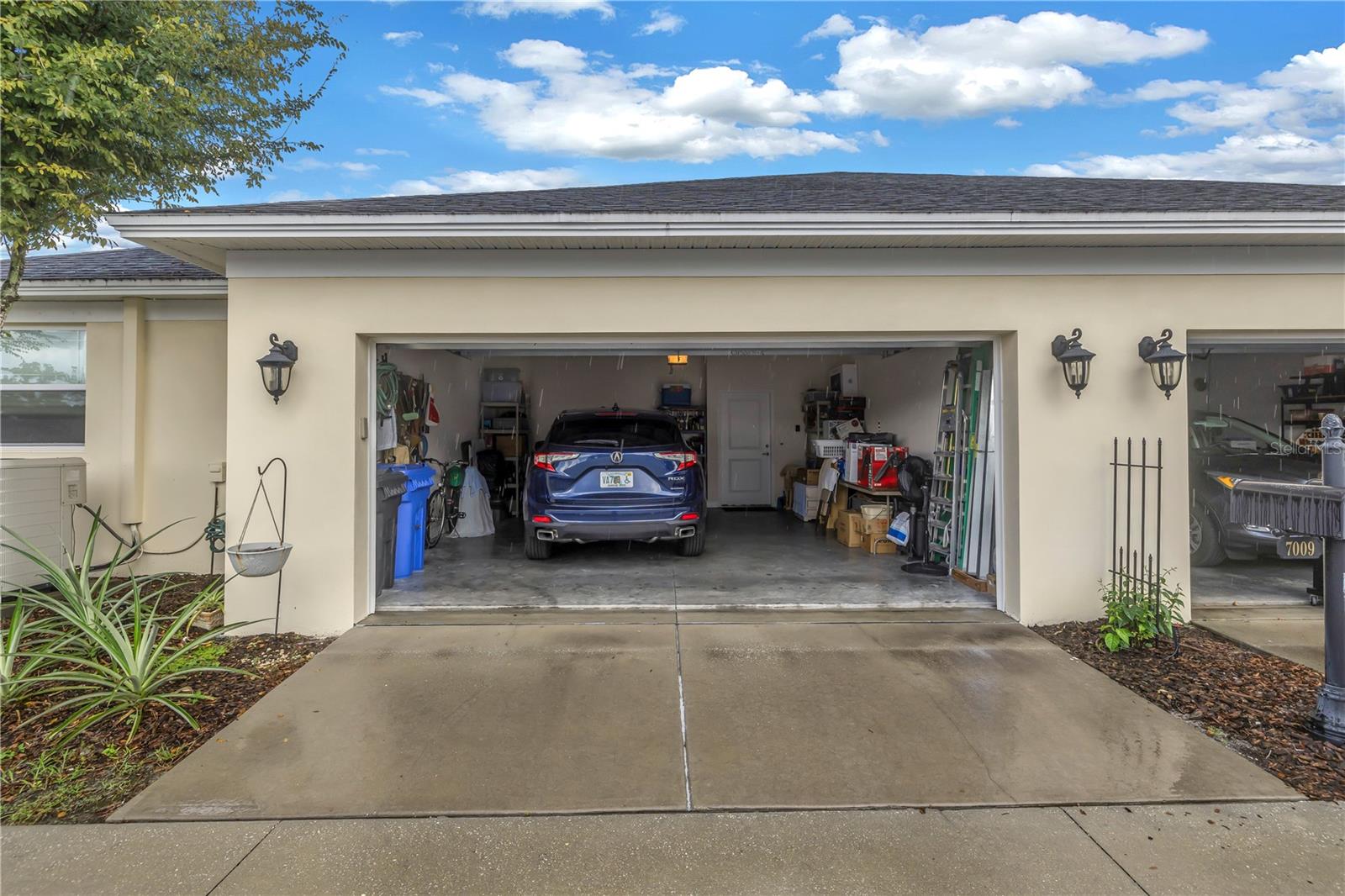 BACK ALLEY/GARAGE