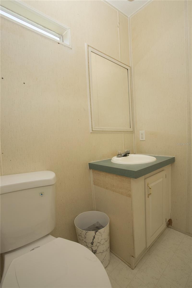 2nd bathroom