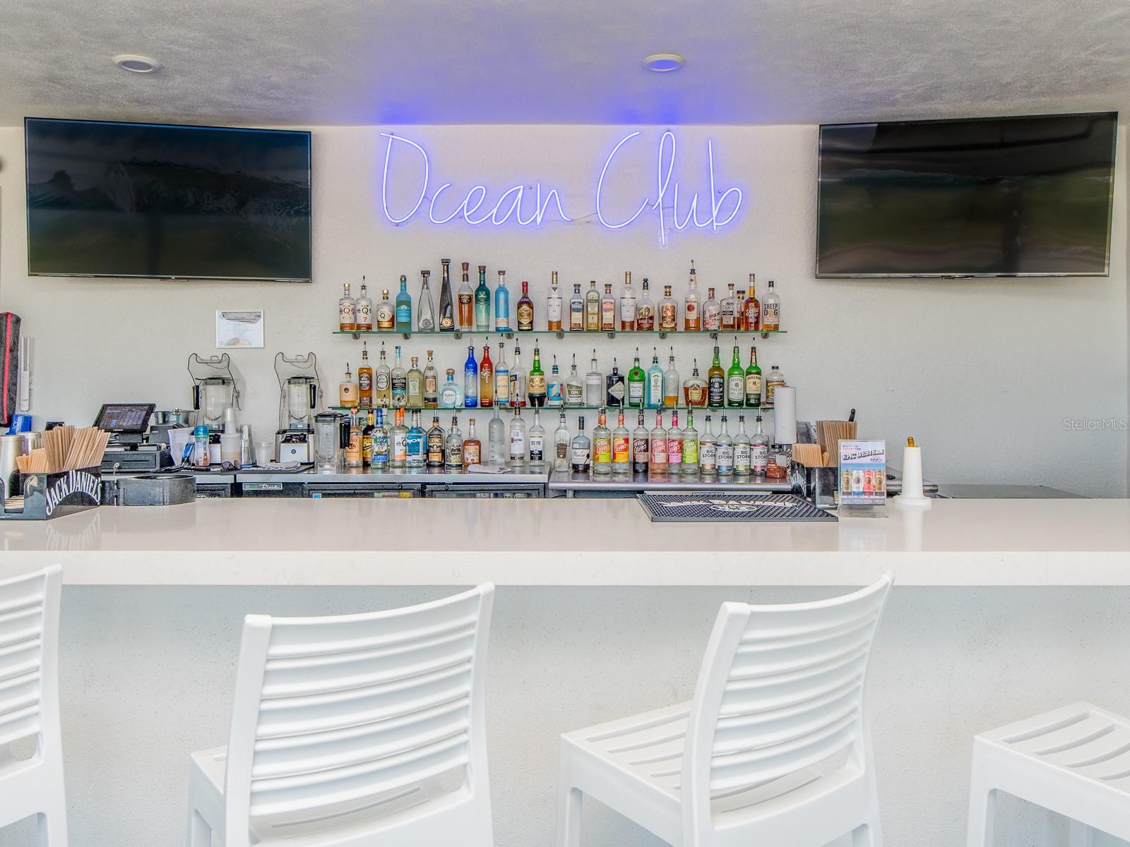 Ocean Bar for drinks and snacks