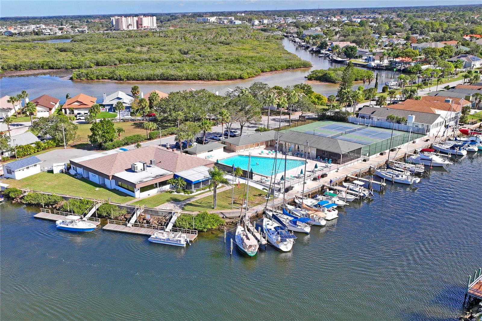 Gulf Harbors Yacht Club