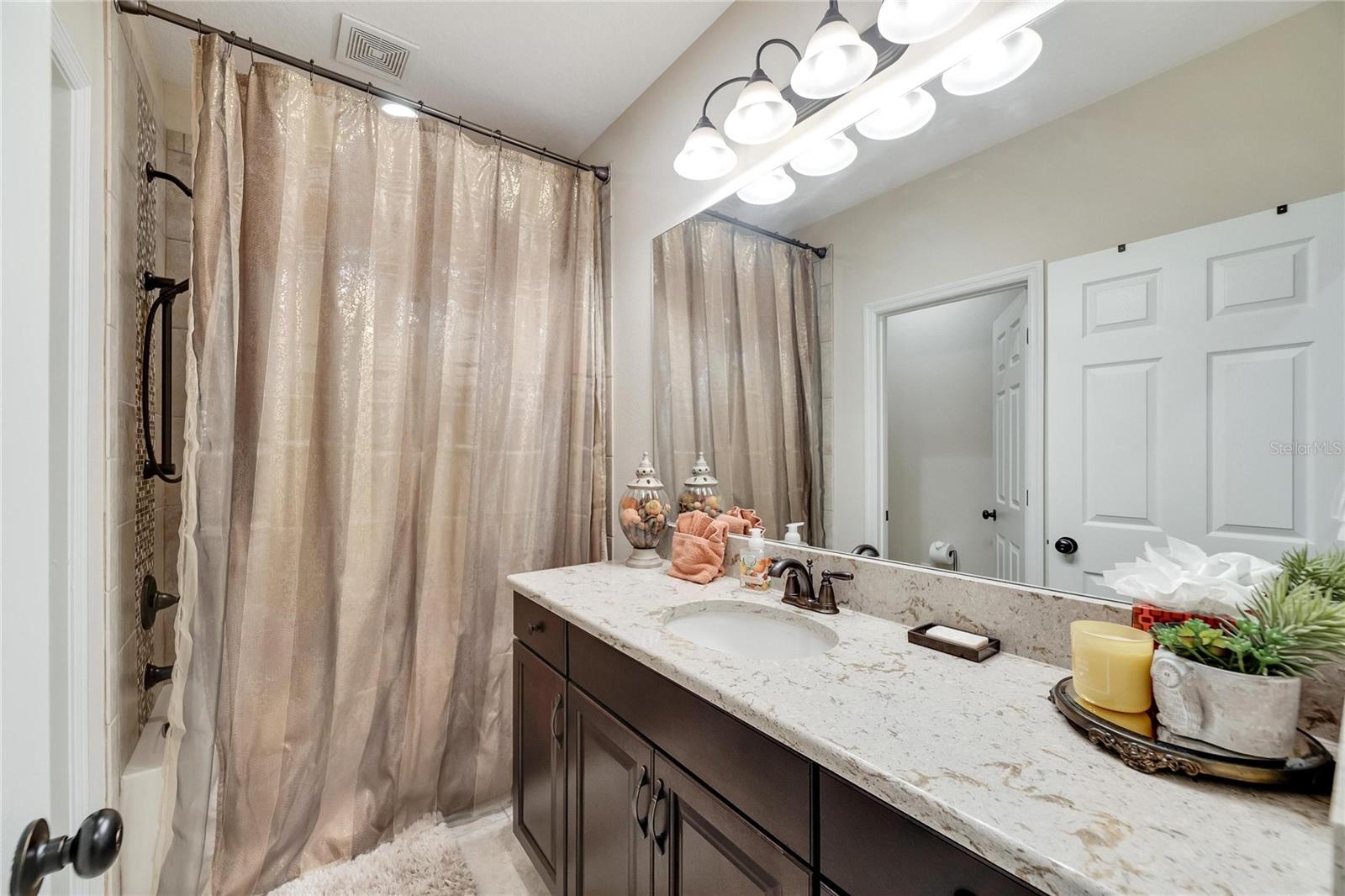 Upstairs bath at 12304 Terracina Chase Ct