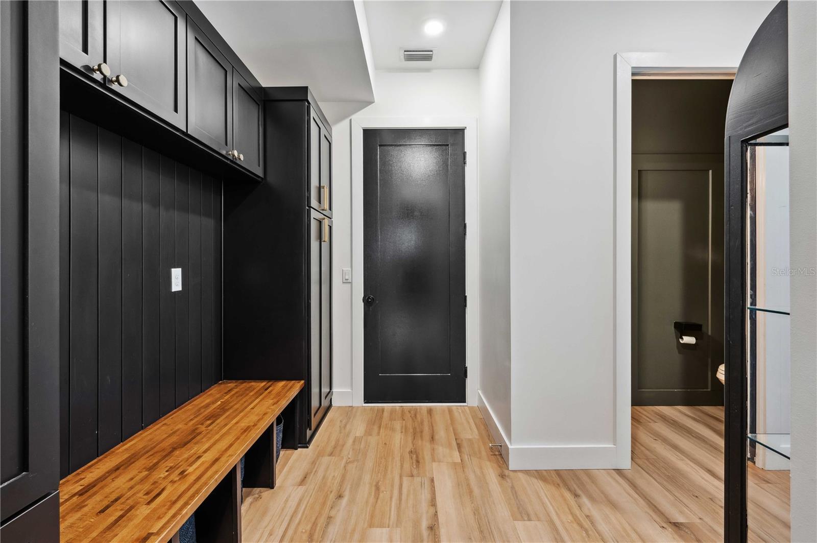 Garage Entry - Mudroom