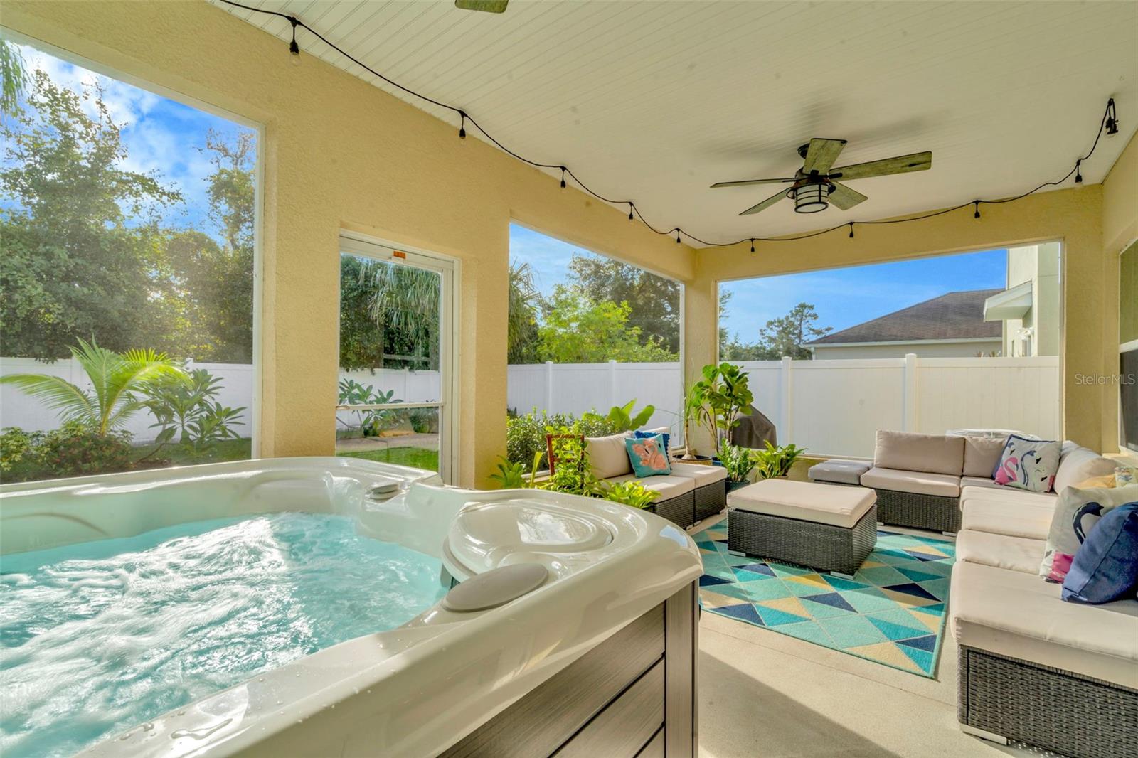 Hot tub and lanai