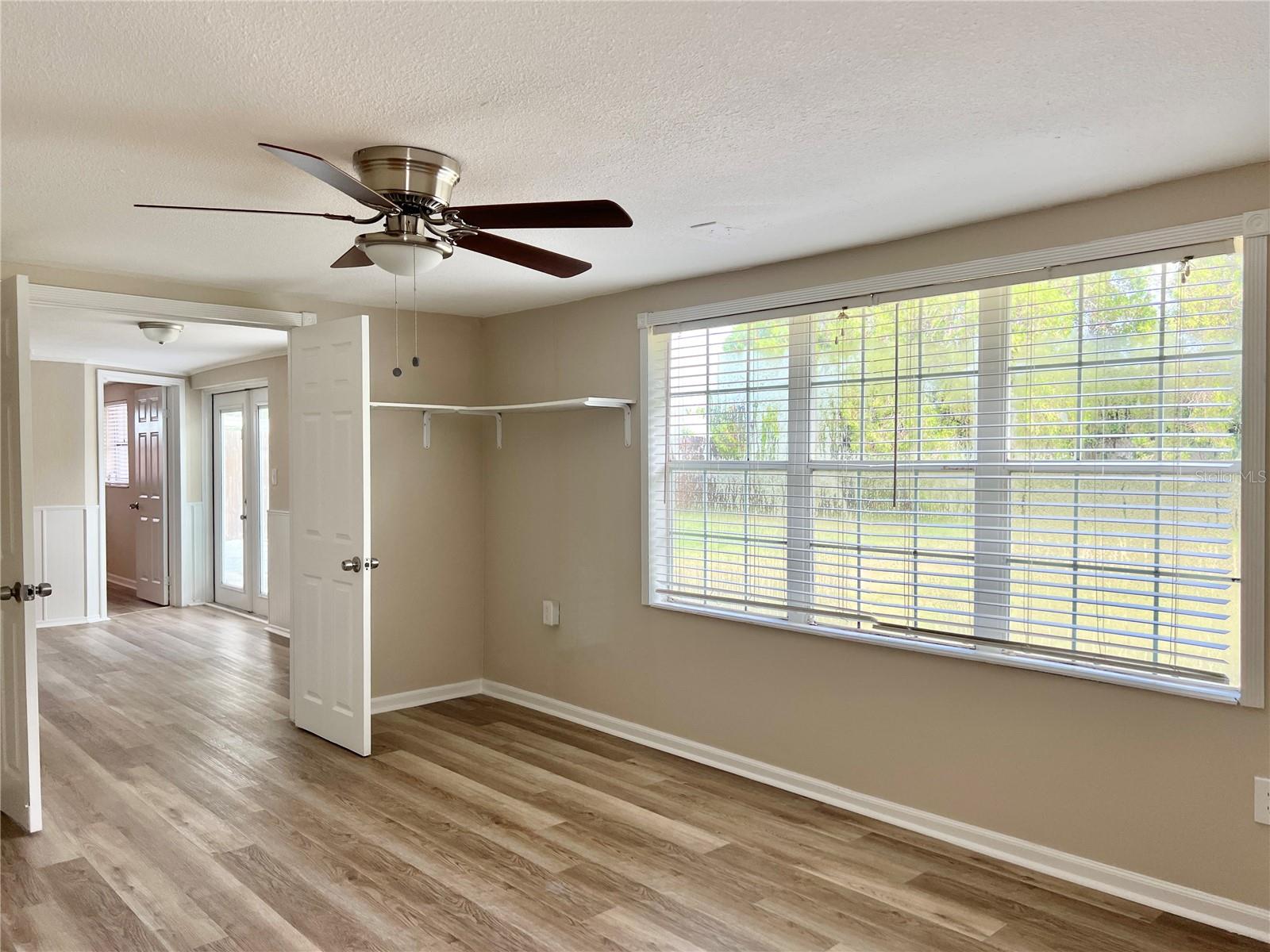 Family Room - Light and Bright