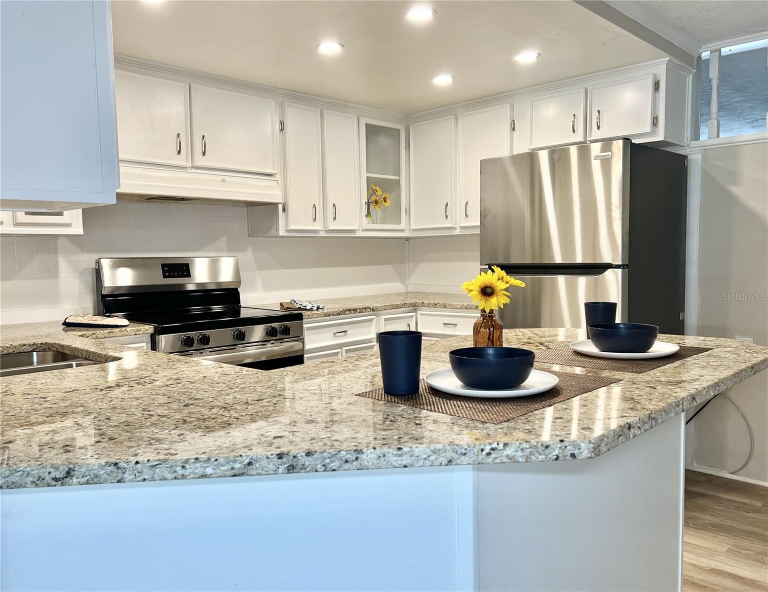 Kitchen - Granite Counter Tops