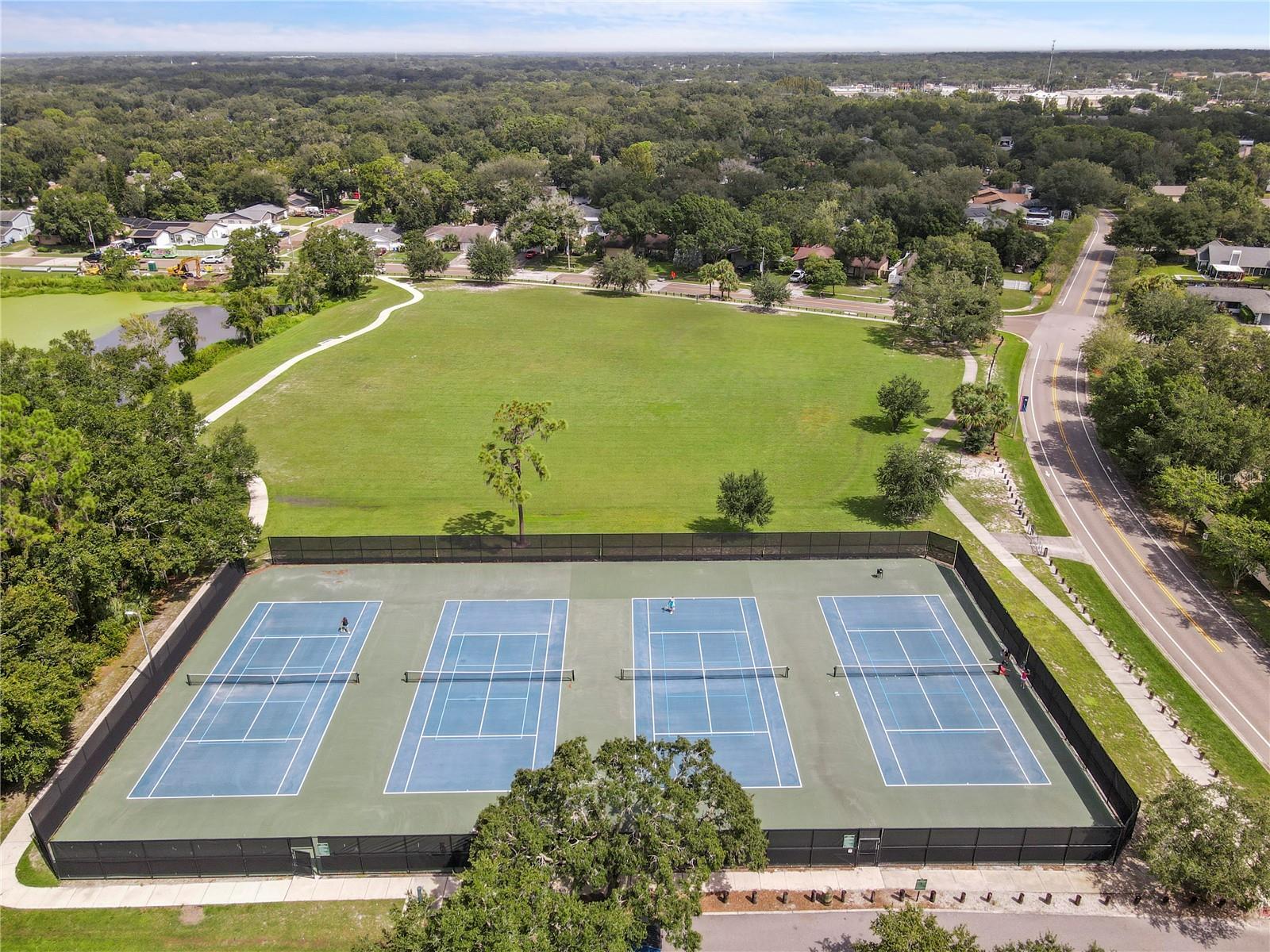 Tennis & Pickle Ball Courts