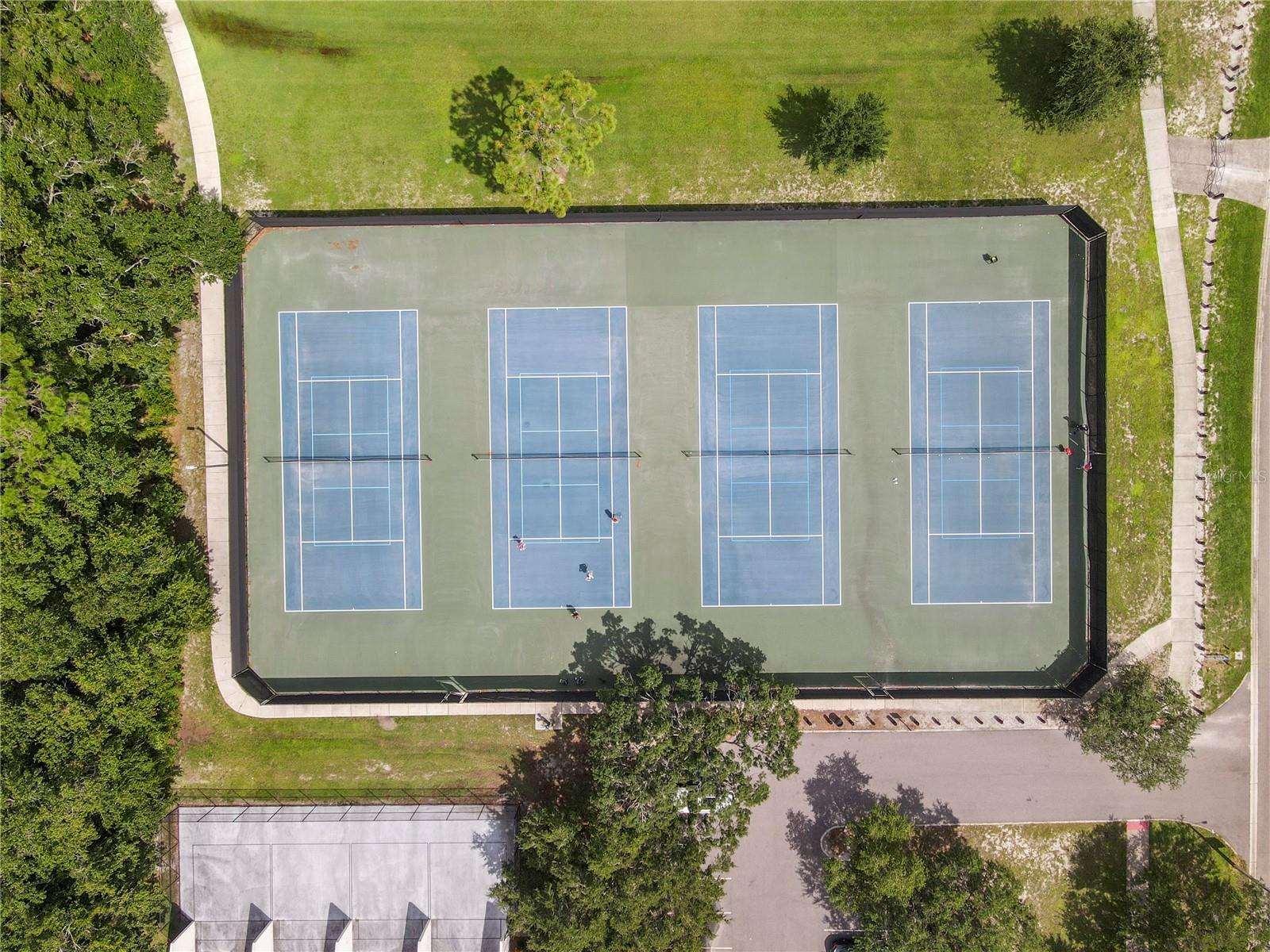 Tennis & Pickle Ball Courts