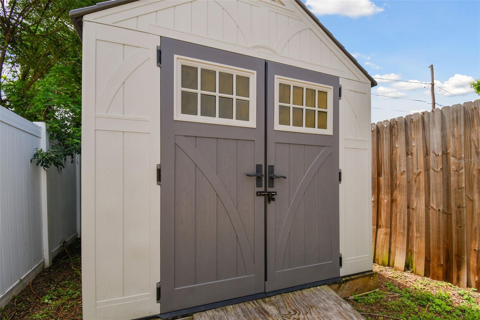 Storage shed