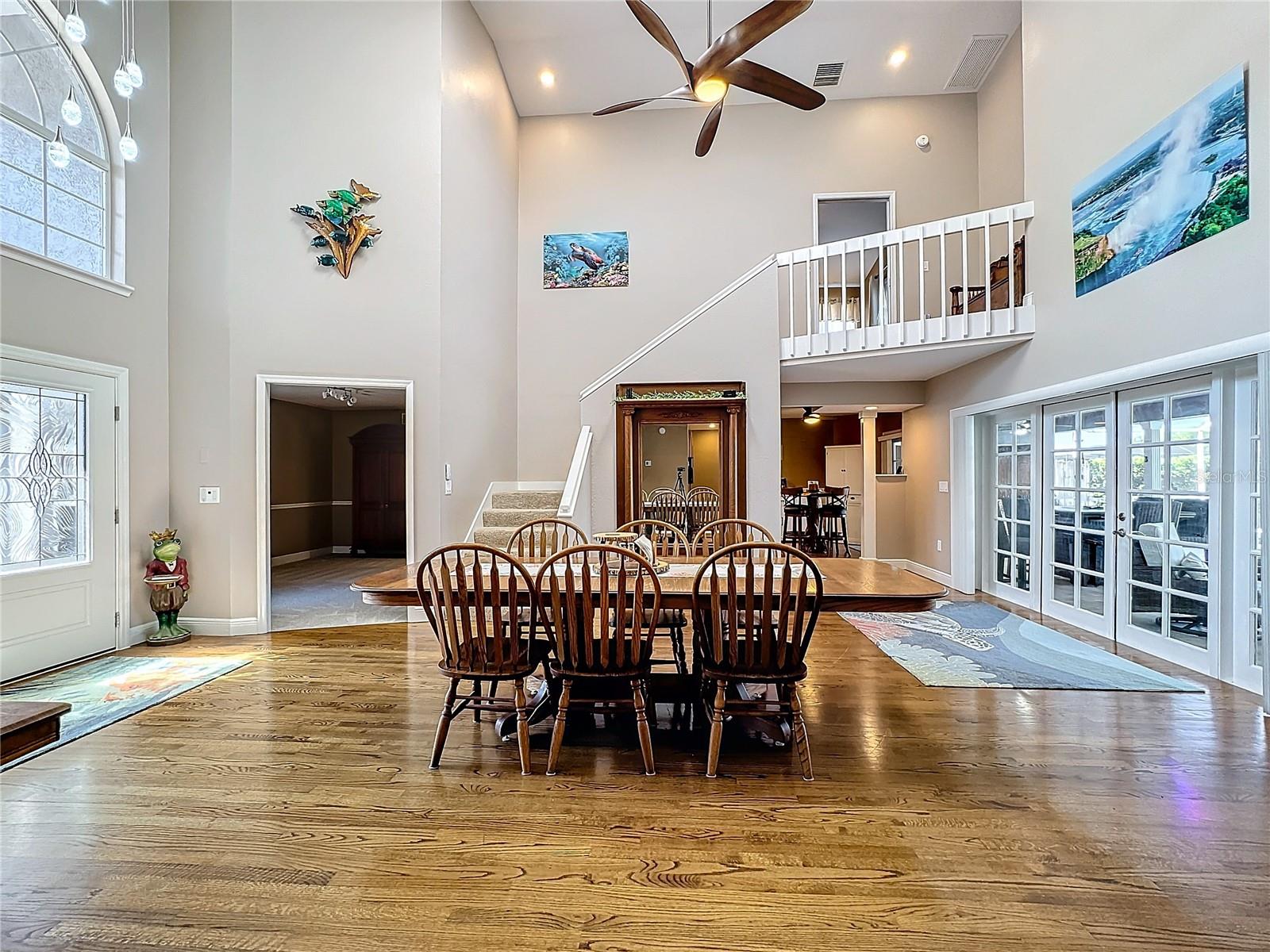 Foyer/Greatroom/Dining area, use your imagination