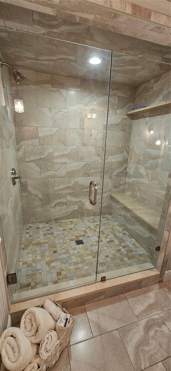 Mega Walk-in Shower with bench