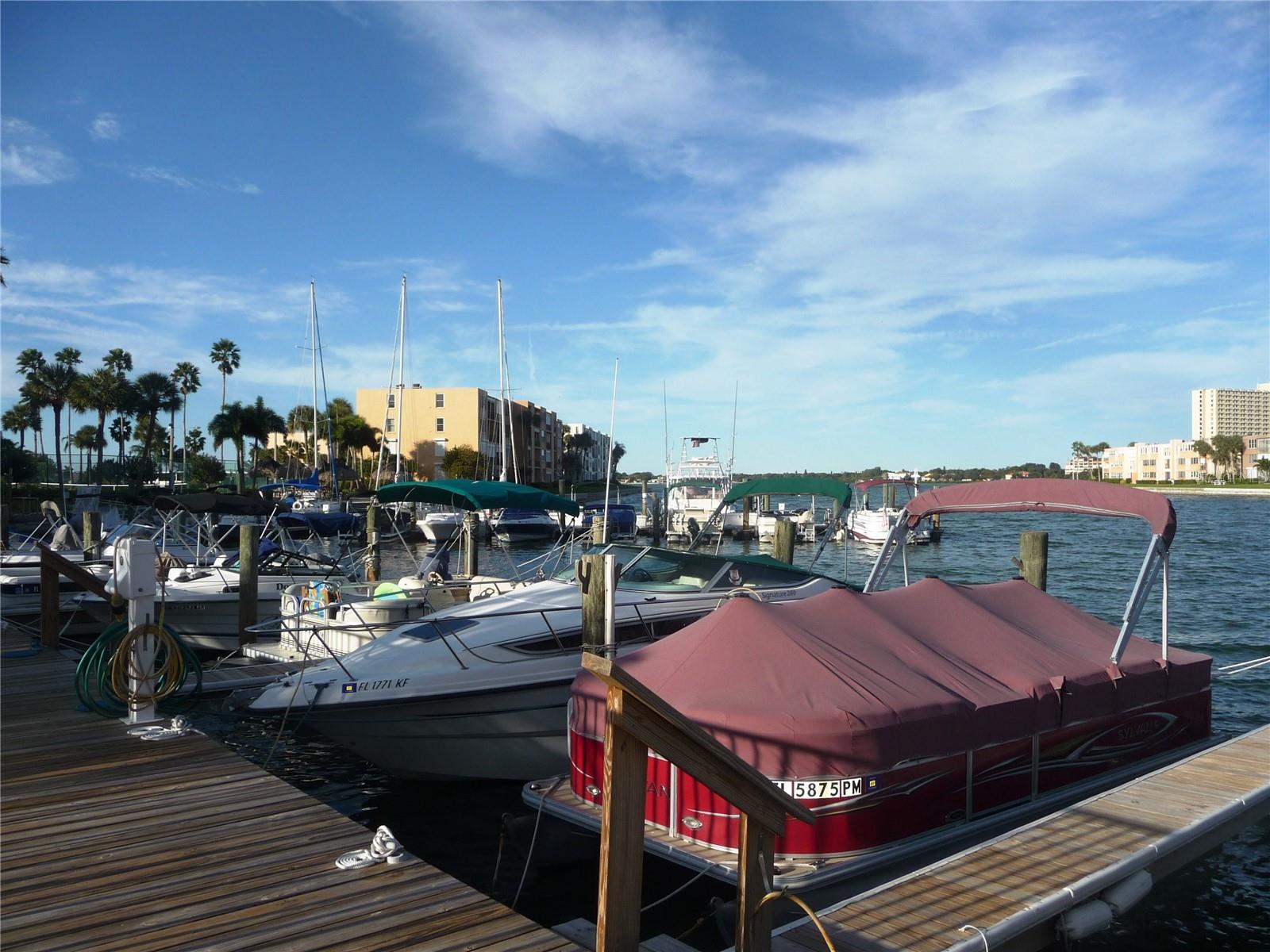 This picture showcases the marina at Bay Island