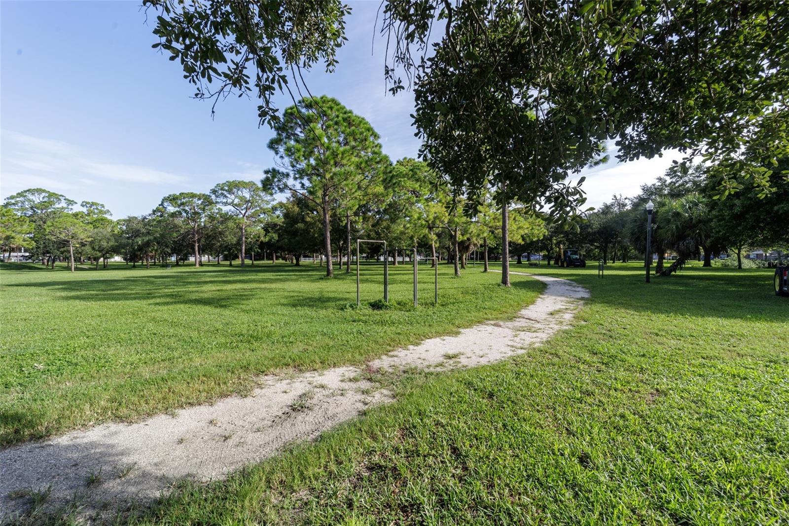 Walking and fitness trails at Fossil Park