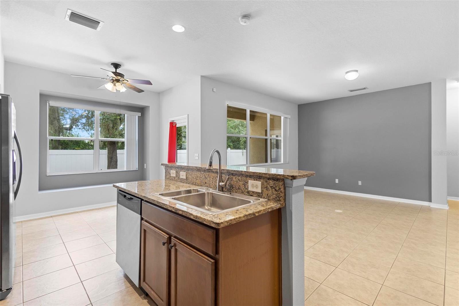 Kitchen Island / Family Room