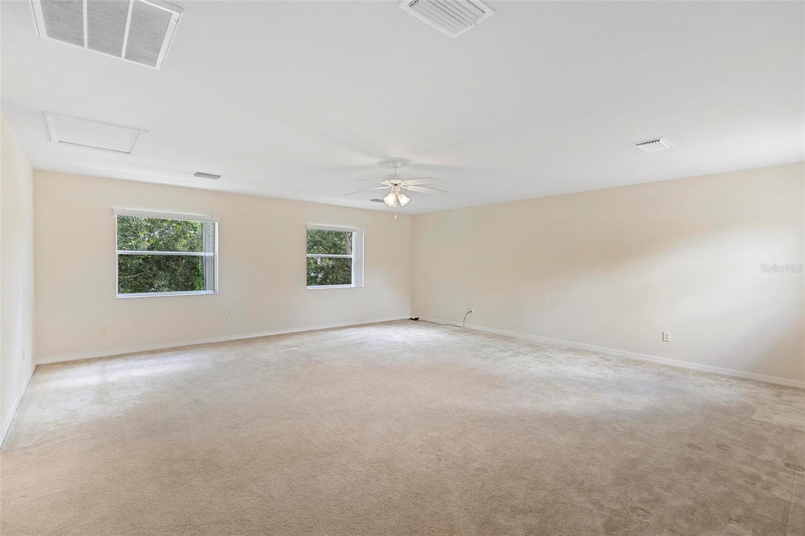 Upstairs 2nd Primary Bedroom