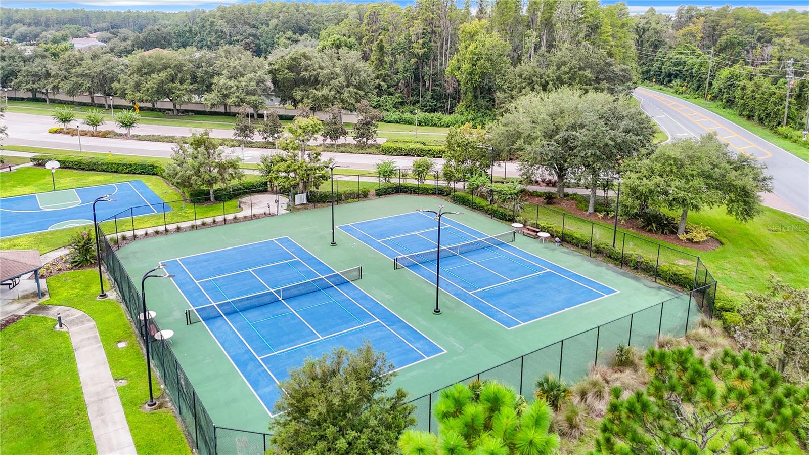 Tennis/Pickleball Courts