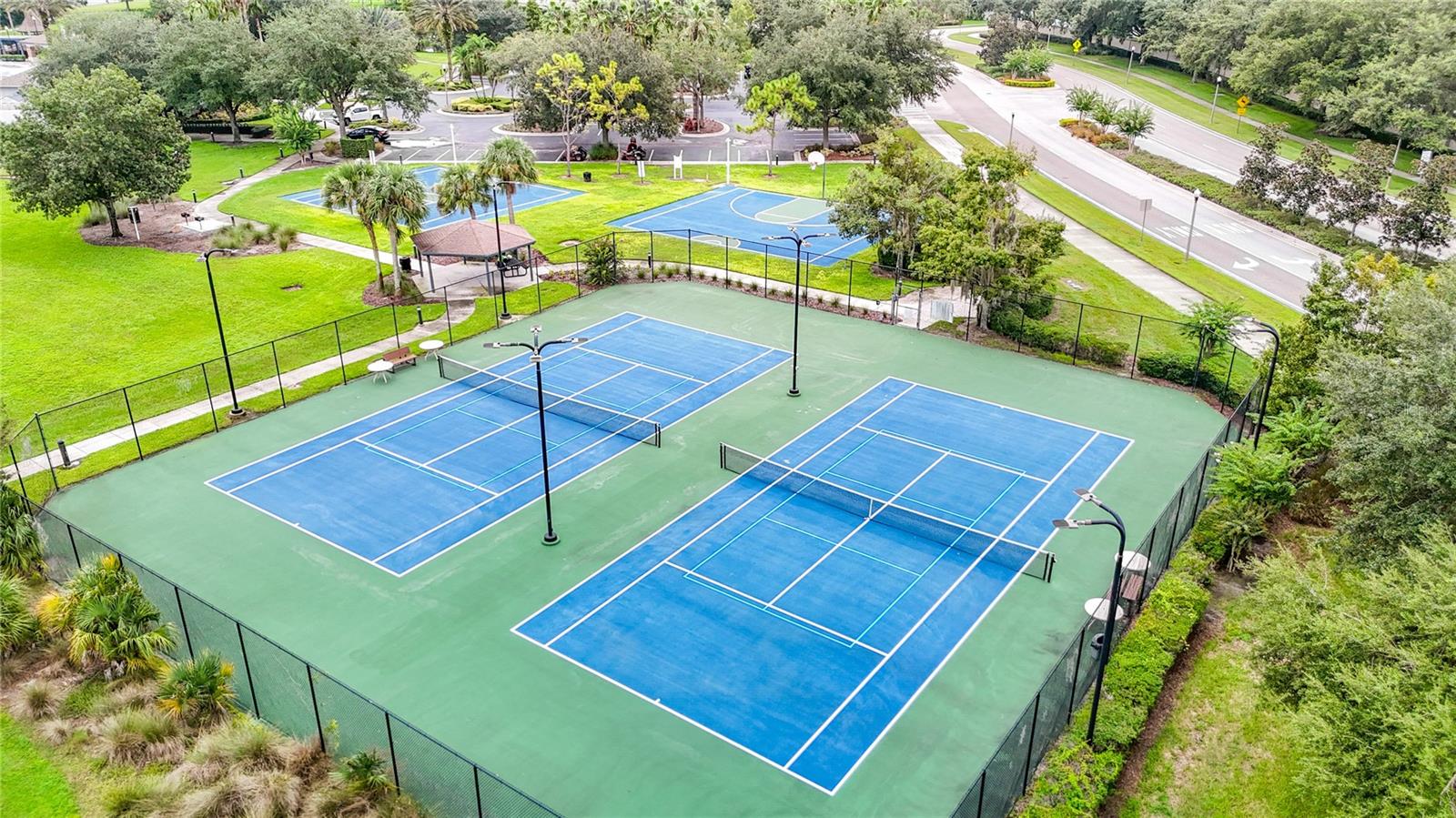 Tennis/Pickleball Courts