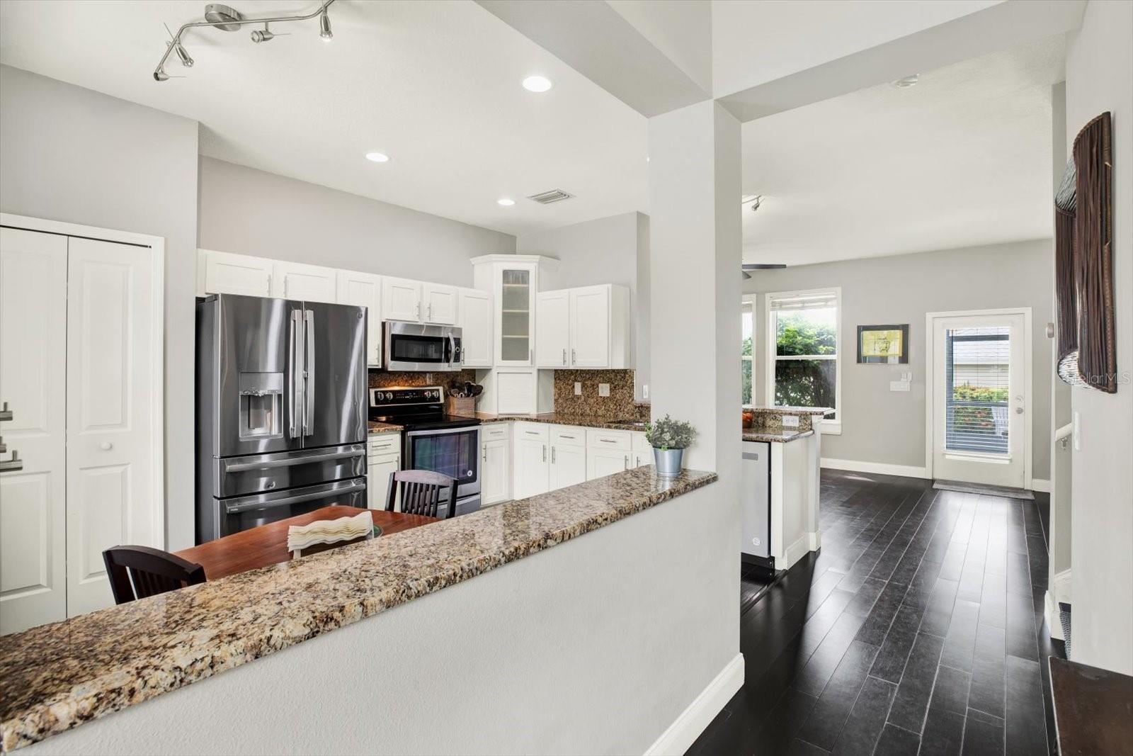 Foyer & Kitchen