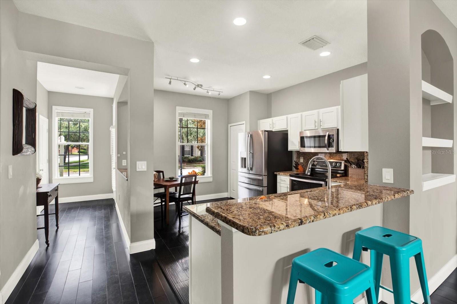 Foyer & Kitchen