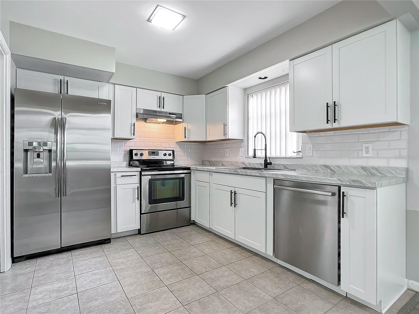 Front house kitchen - all new appliances