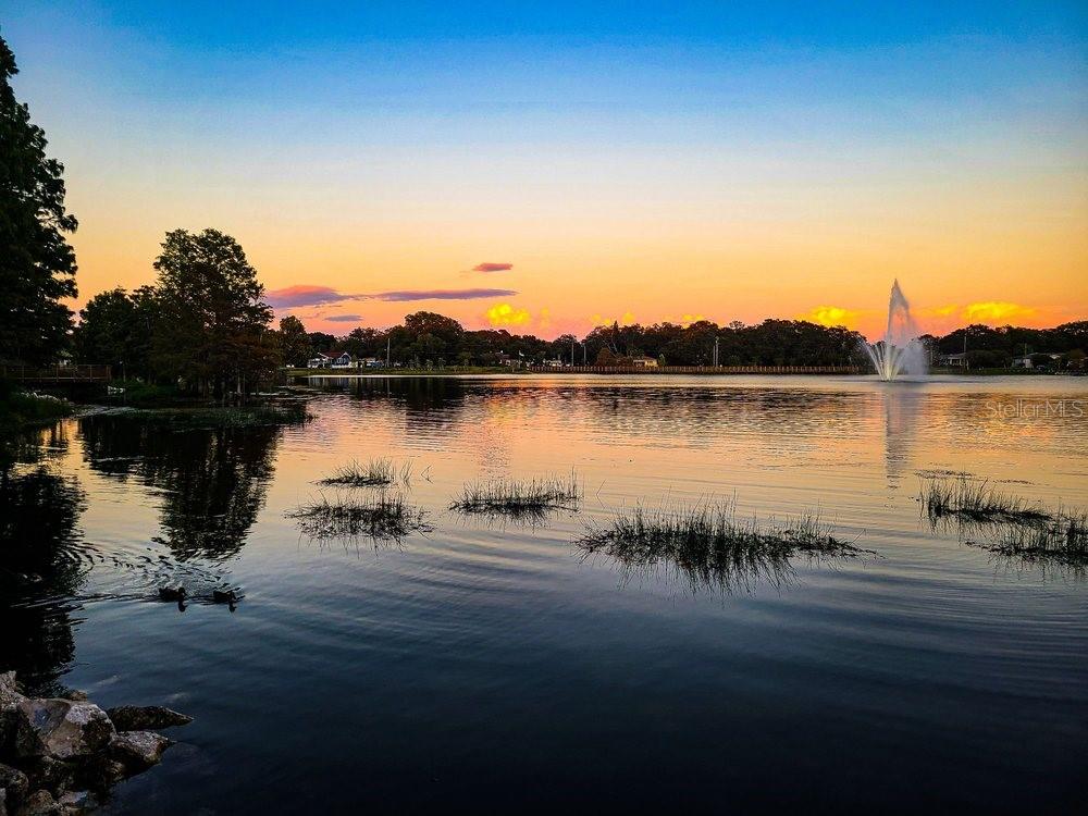 Sunset on the lake at the park.