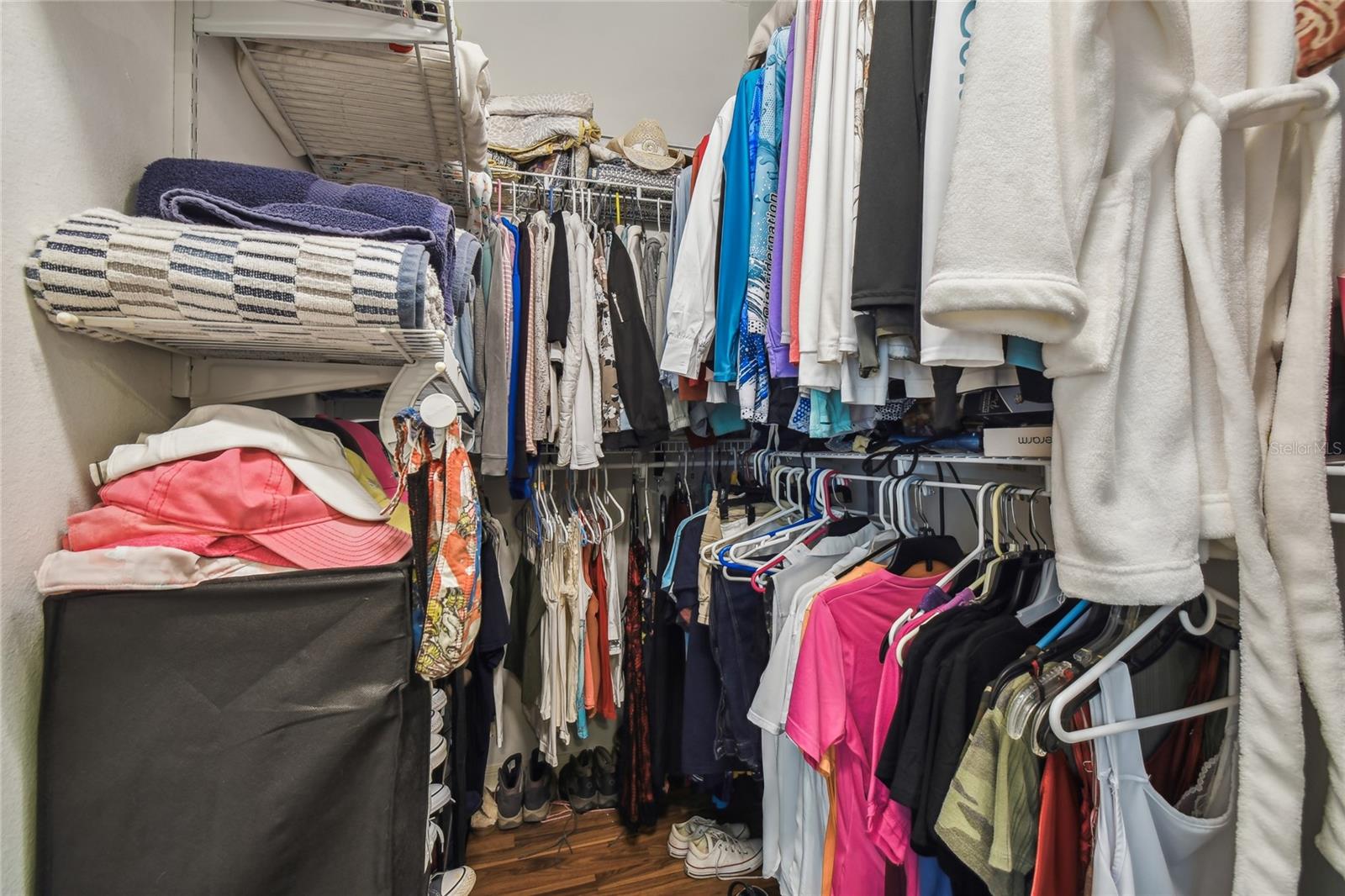 WALK-IN CLOSET IN MASTER