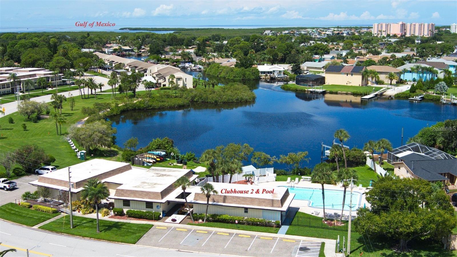 2nd Pool & Clubhouse 5 min walk from the condo