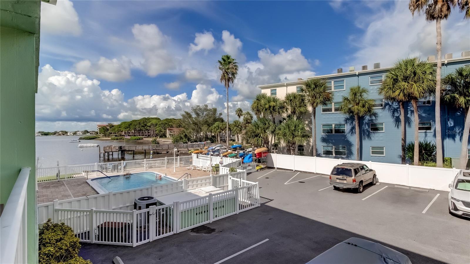 Views of the pool & water