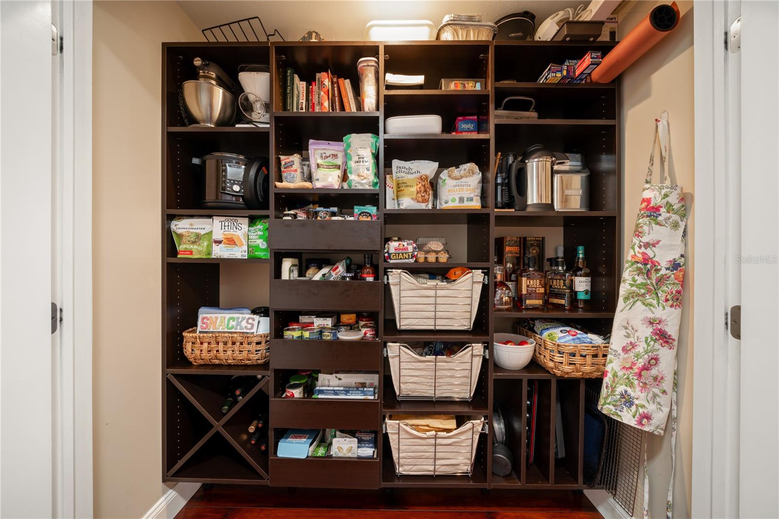 California Closet Pantry