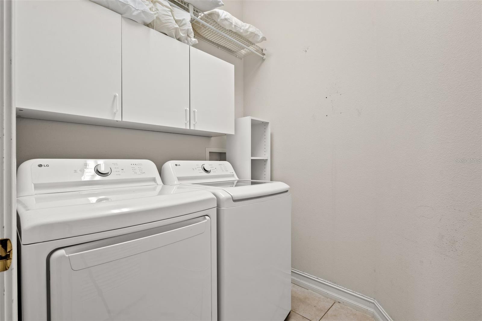 indoor laundry room