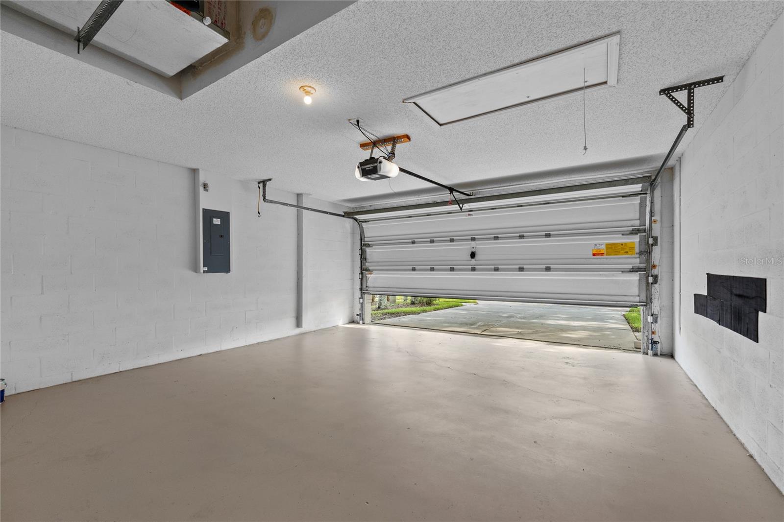 2 Car Garage with a spotless floor