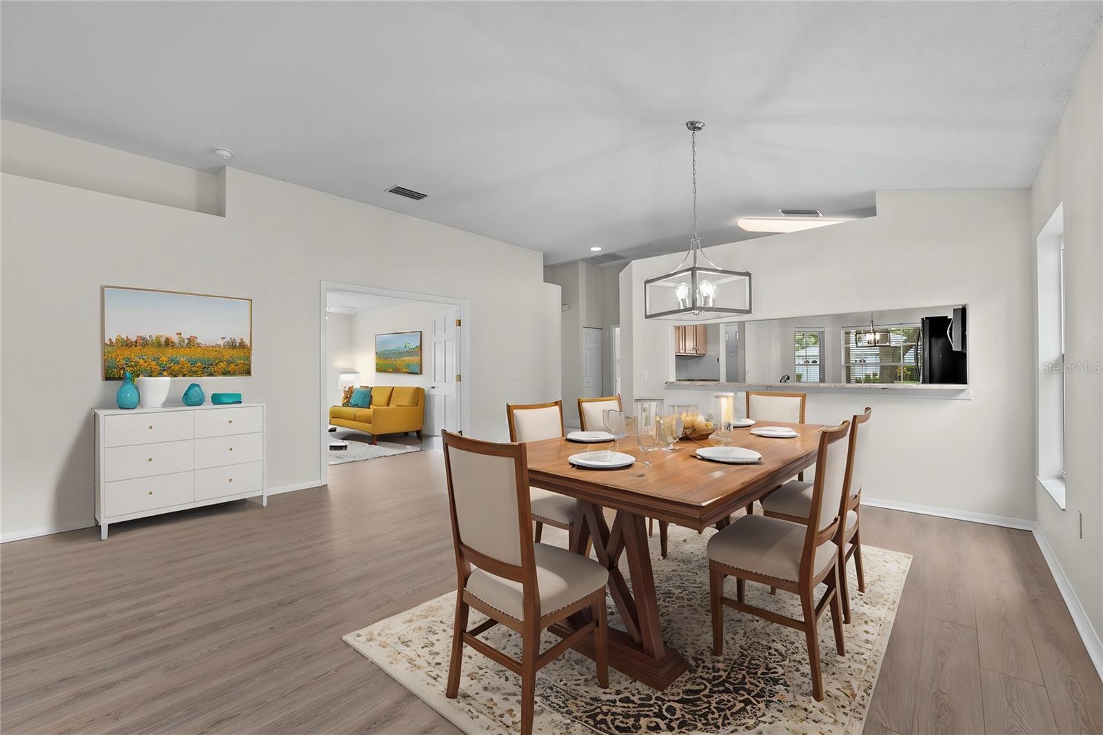 Dining Room space to entertain friends & family.