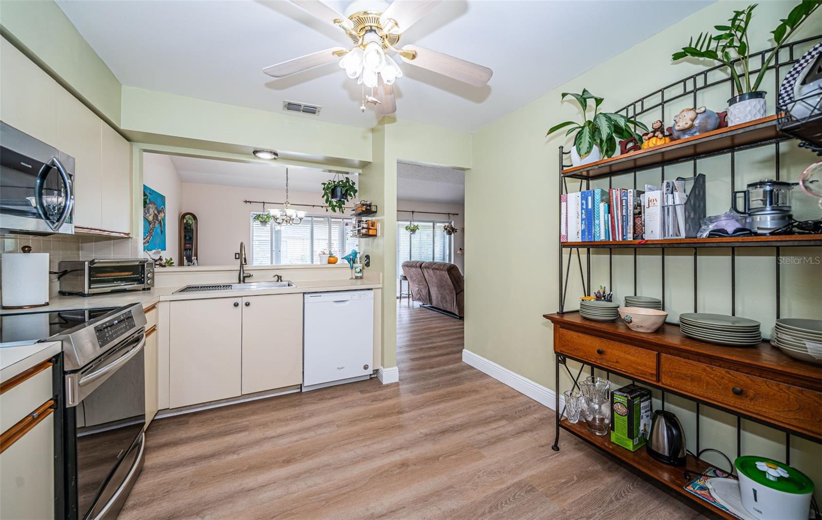 Spacious Kitchen - Open floor plan