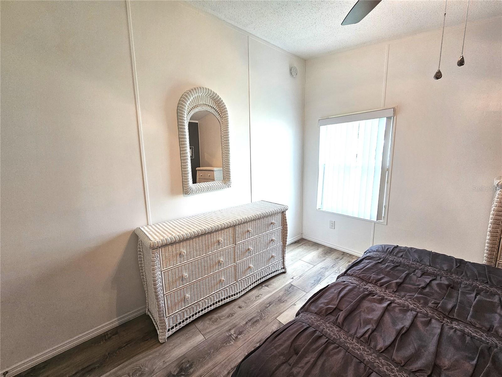 Guest BR-Bed, Dresser/Mirror & Chest Included