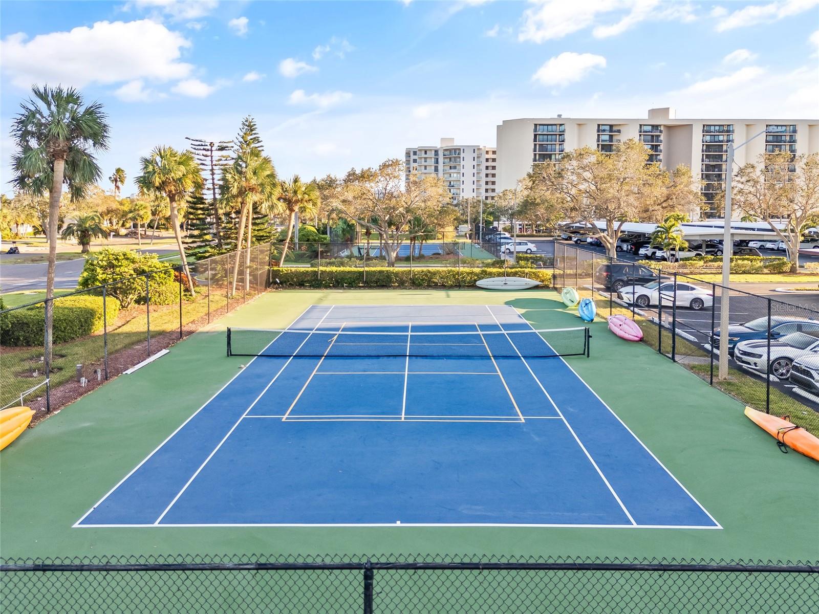 Tennis/ Pickleball courts for residents