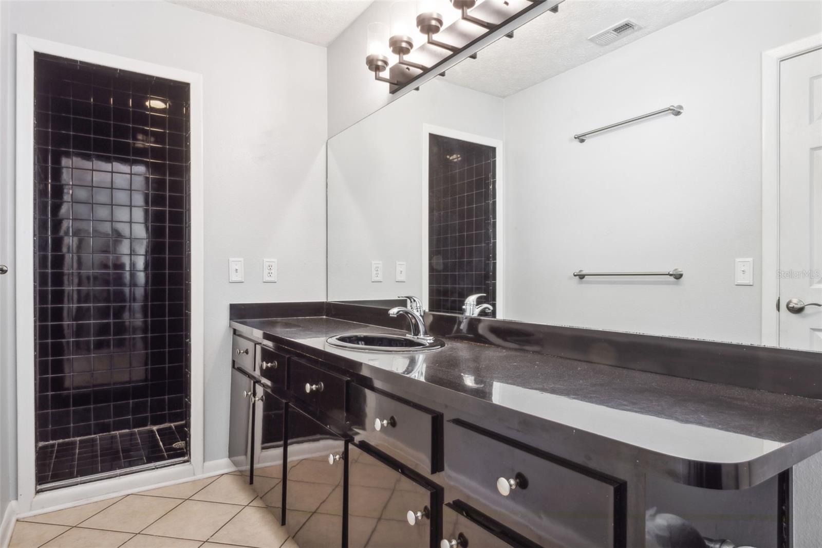 upstairs guest bathroom