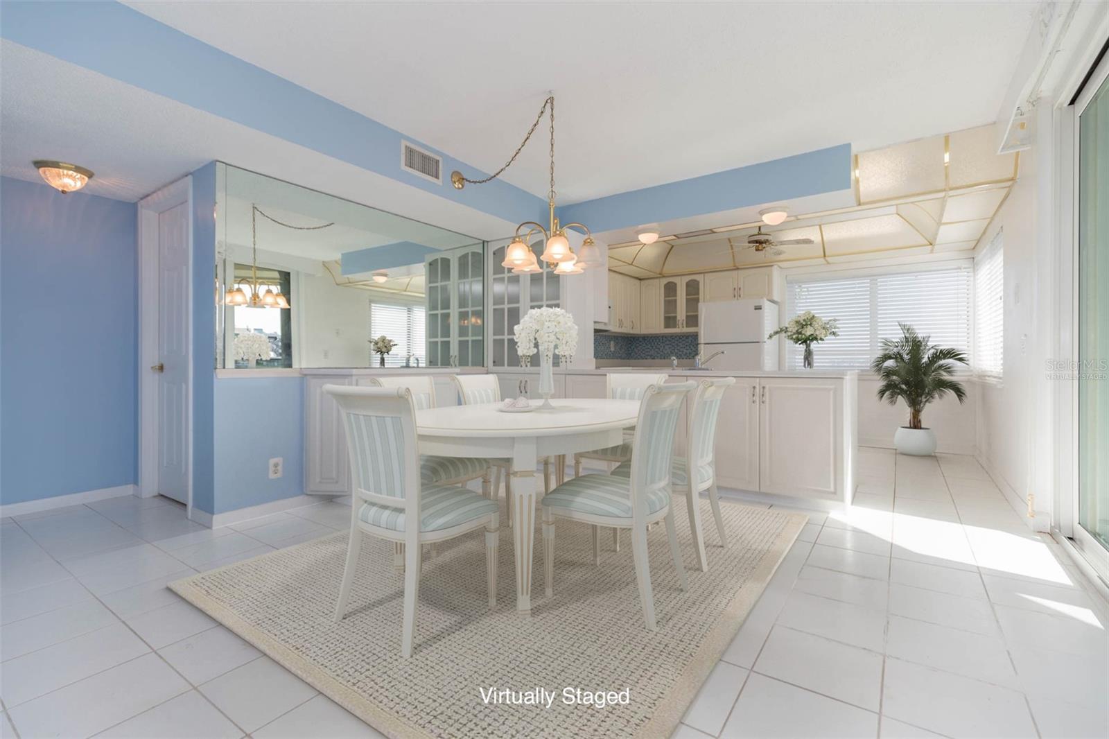 Virtually staged dining room