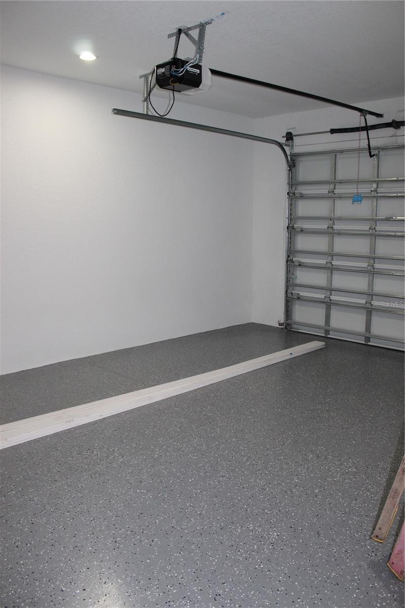 Spacious 1 Car Garage with Epoxy Floors