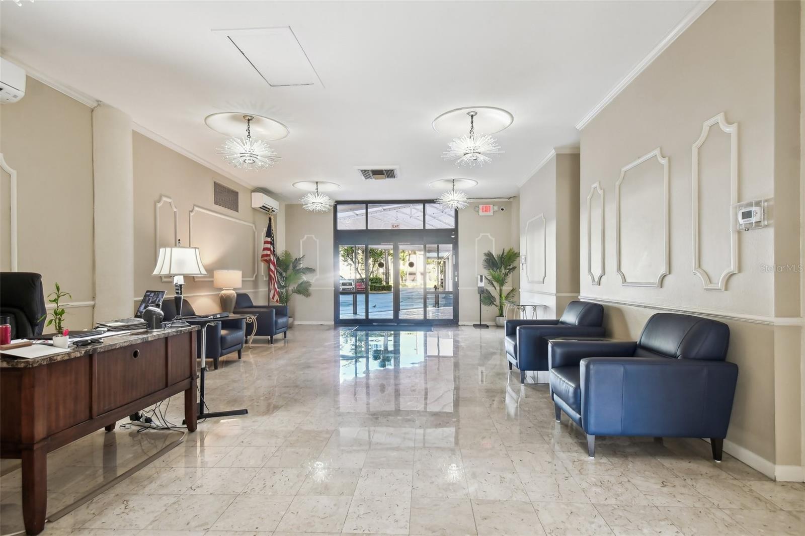 Lobby with desk attendant and onsite manager