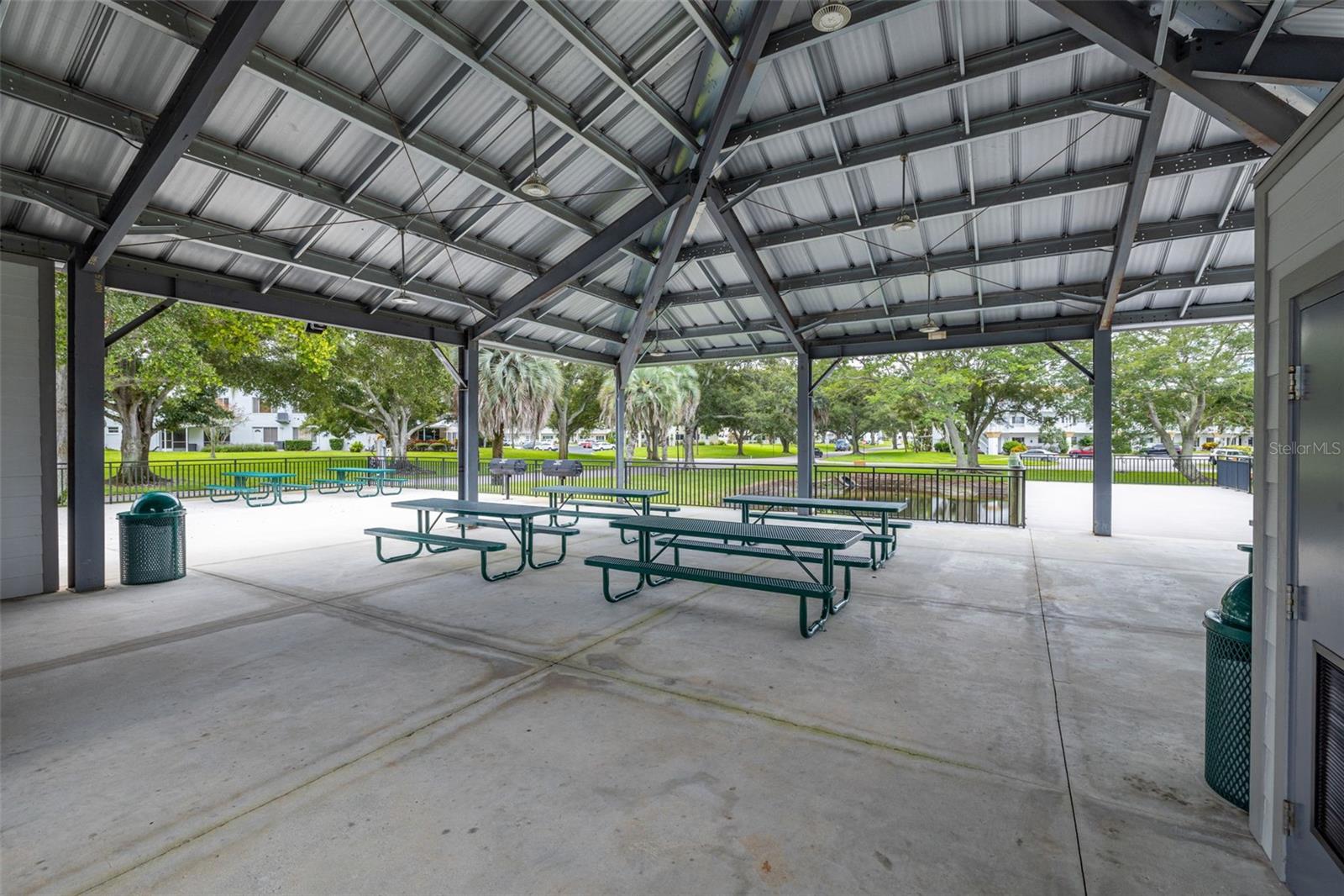 Outdoor Entertainment area with community BBQs and outdoor kitchen.