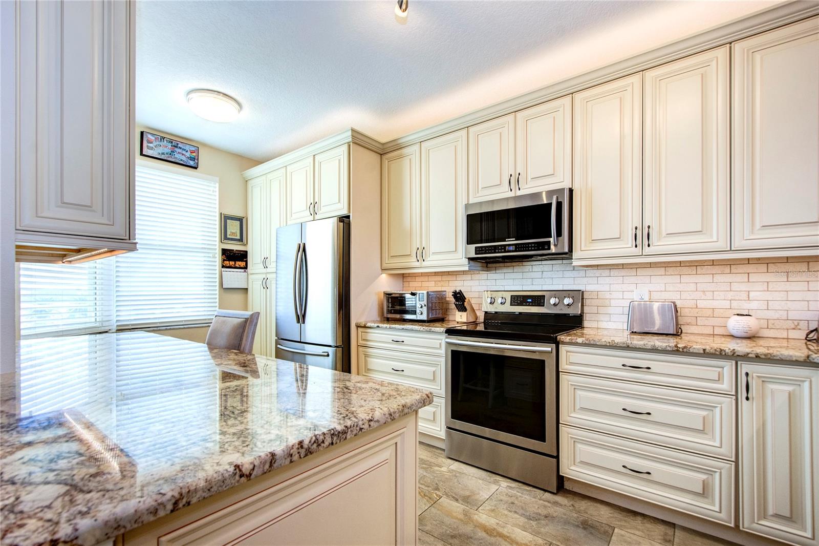 Light and bright open kitchen for entertaining