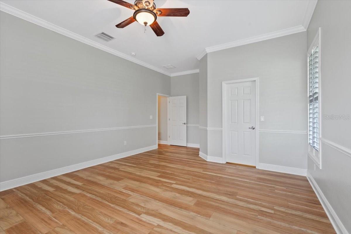 5th bedroom with walk-in closet