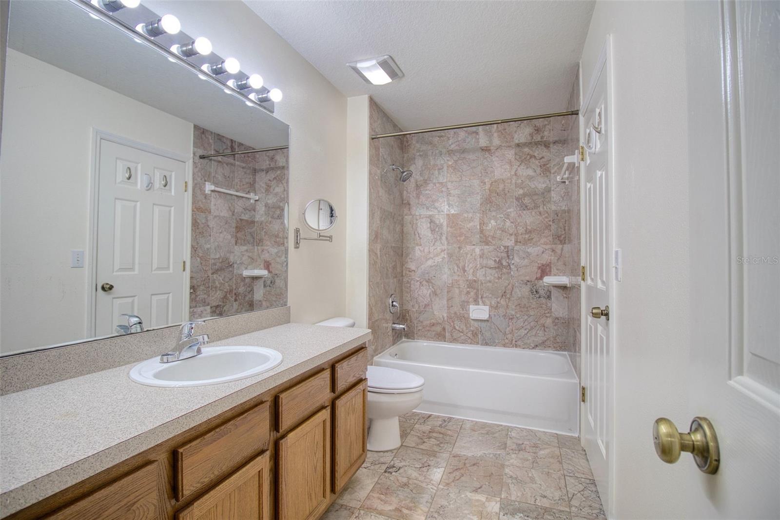 Large Bathroom w/MARBLE Tile