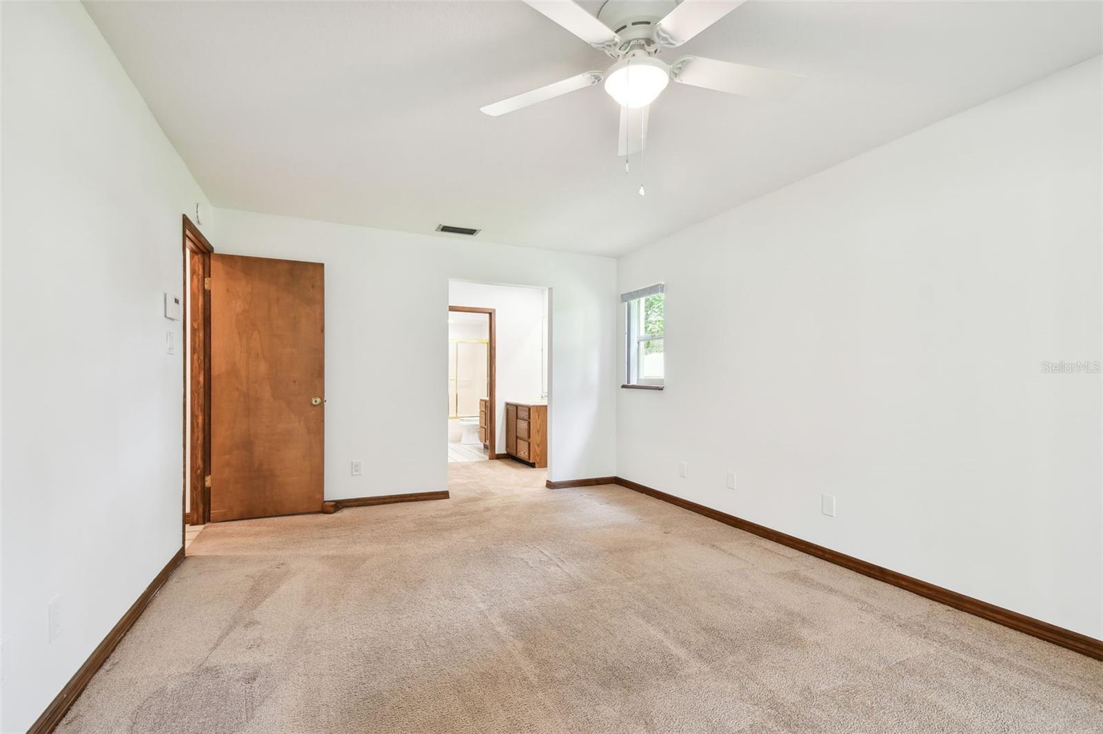 Owner's suite bedroom