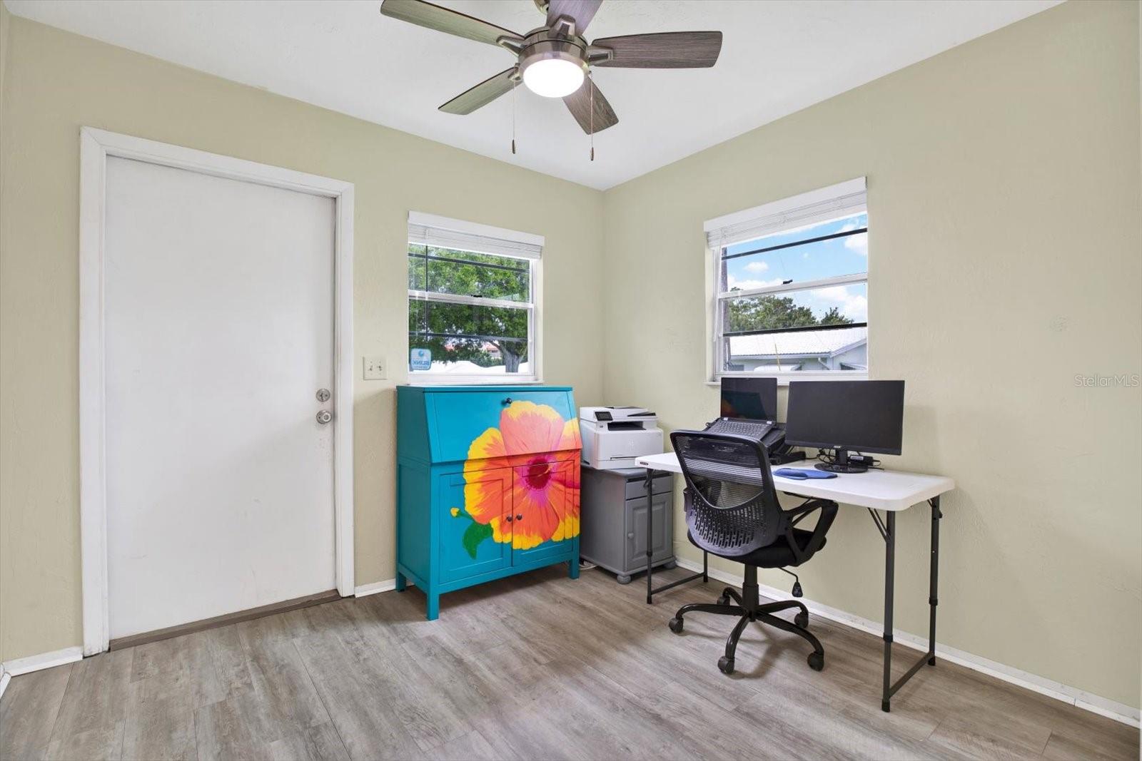 Office bonus room