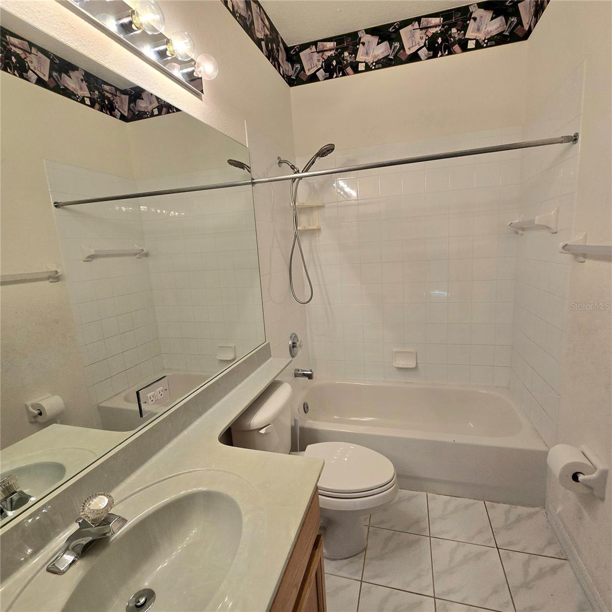 2nd bathroom