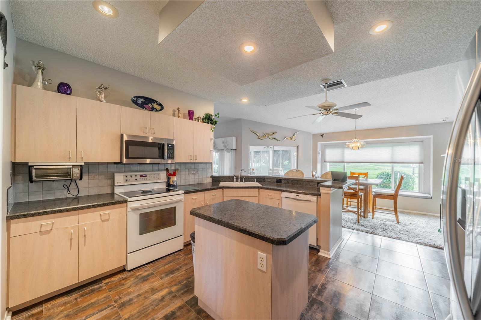 Kitchen with island