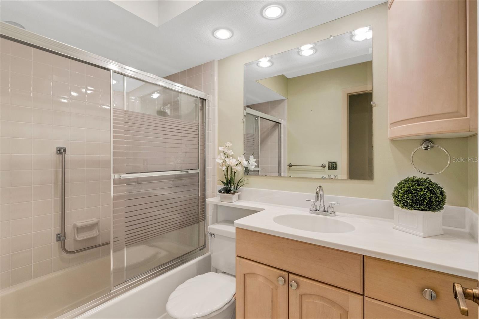 Guest bathroom with tub/shower combo~