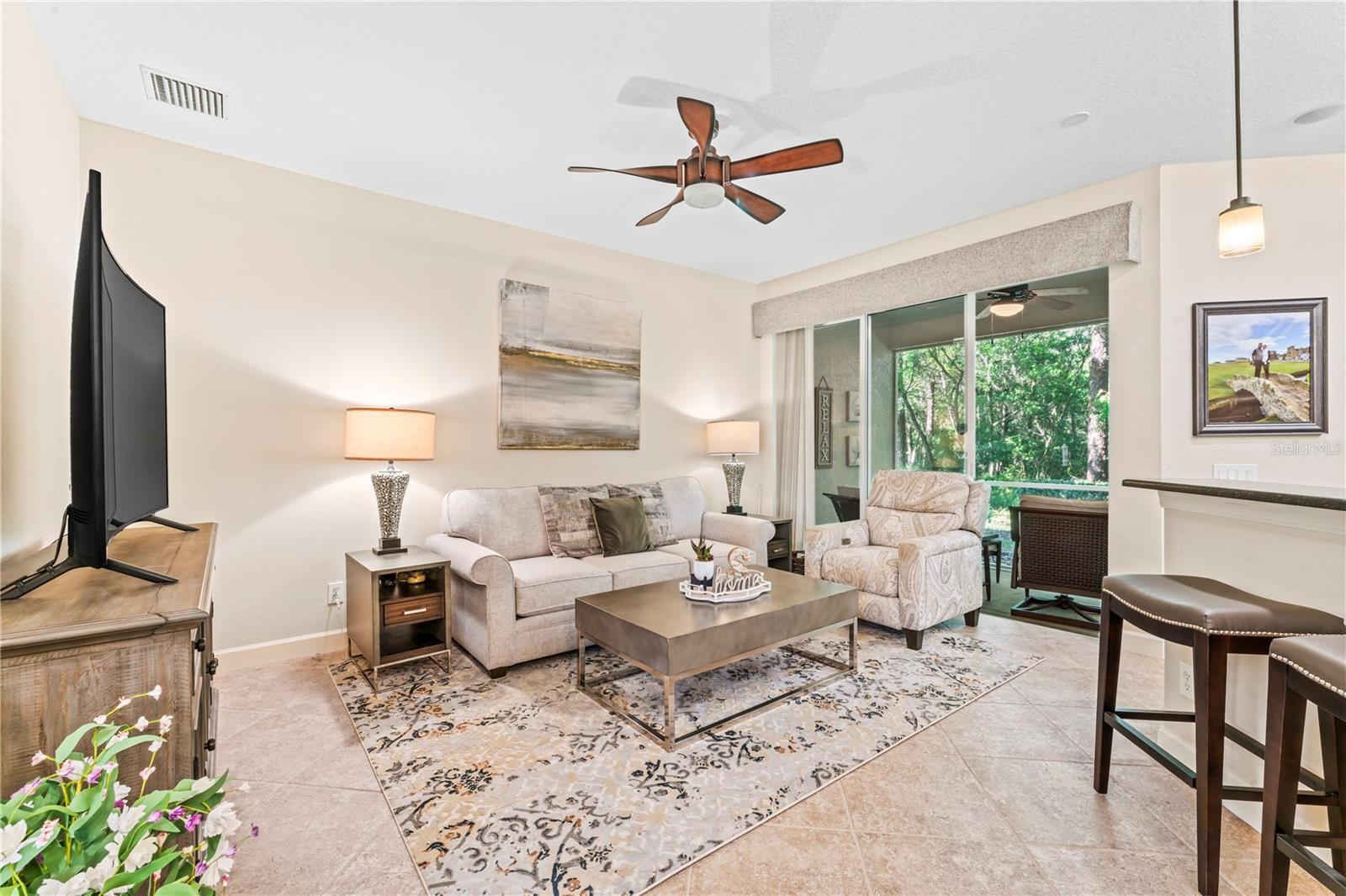 Living Room into lanai